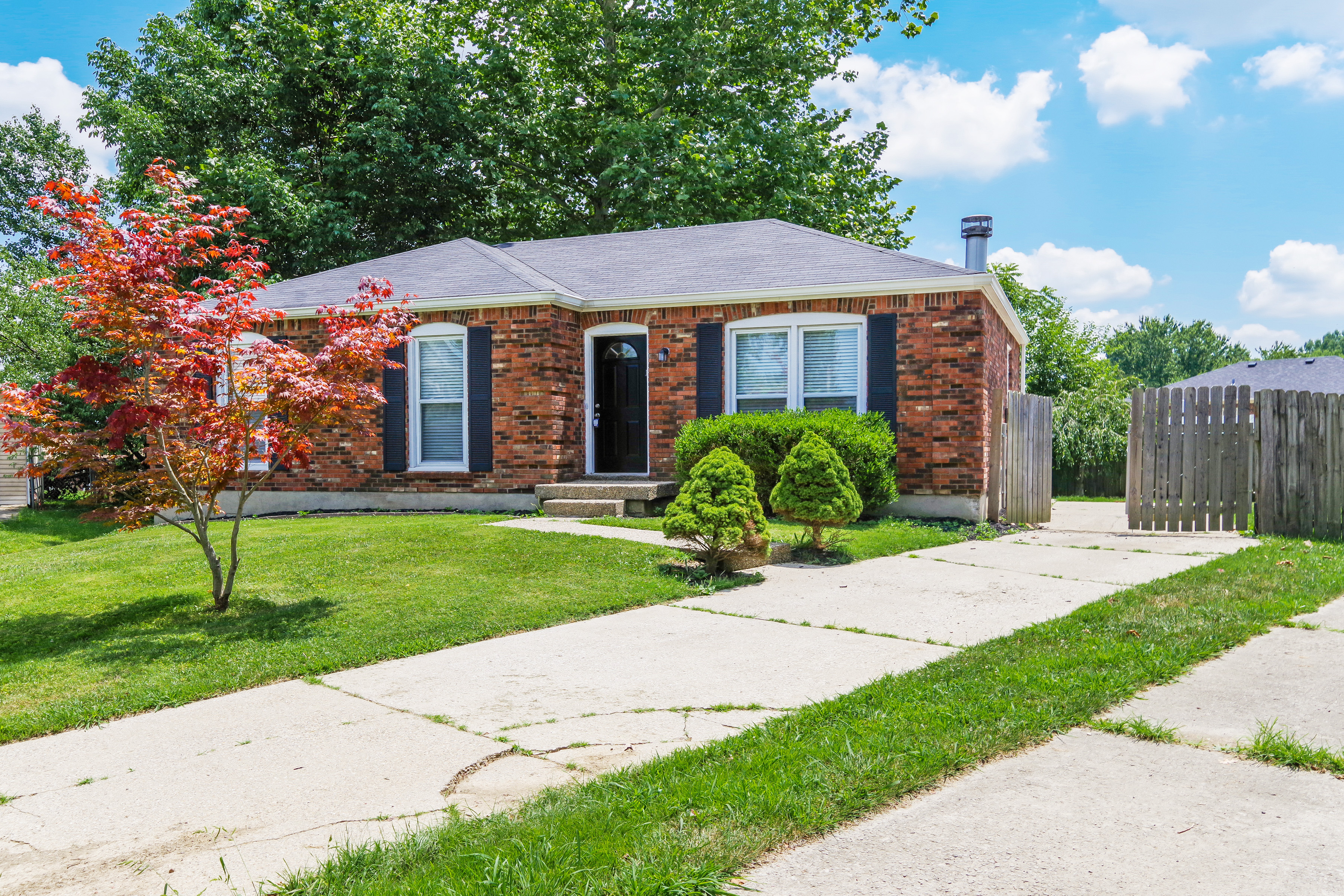 8209 Chickering Way Louisville, KY 40228